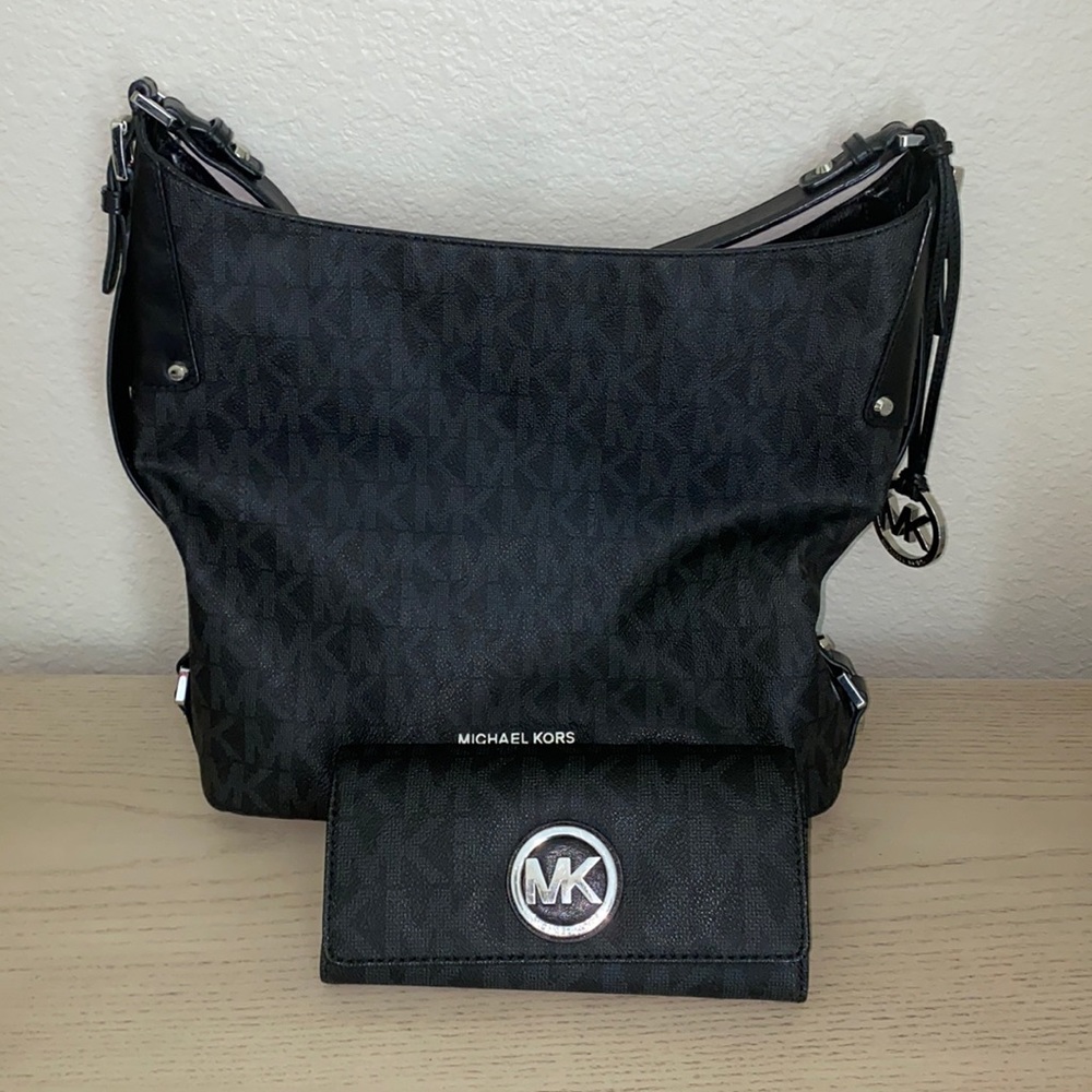 Michael Kors bag and wallet included.